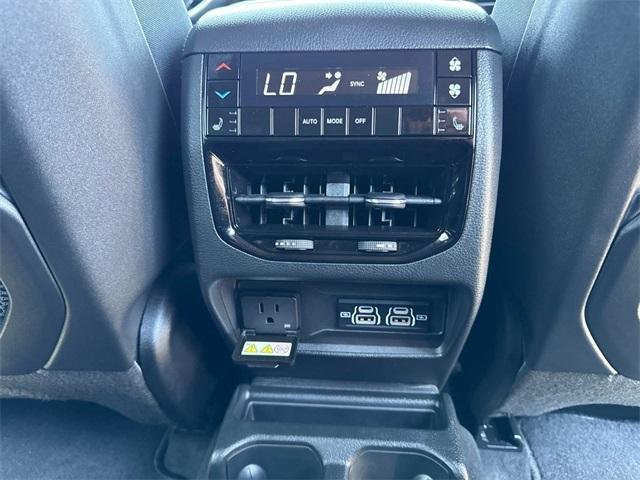 new 2025 Jeep Grand Cherokee L car, priced at $45,903