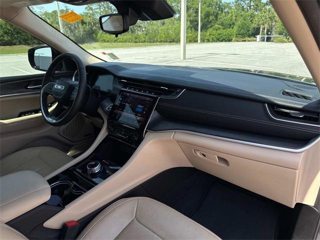 used 2022 Jeep Grand Cherokee car, priced at $35,888