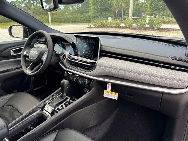 new 2025 Jeep Compass car, priced at $33,175