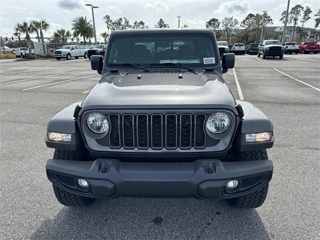 new 2025 Jeep Gladiator car, priced at $45,595