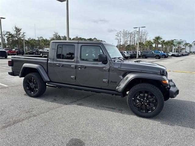 new 2025 Jeep Gladiator car, priced at $45,595