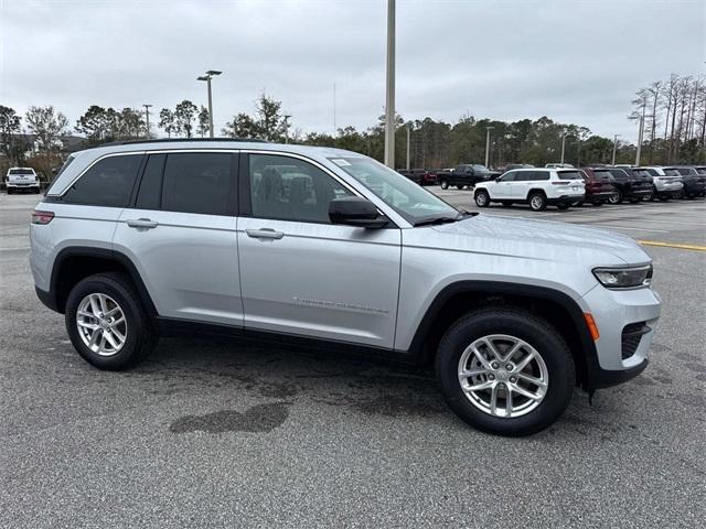 new 2025 Jeep Grand Cherokee car, priced at $36,070