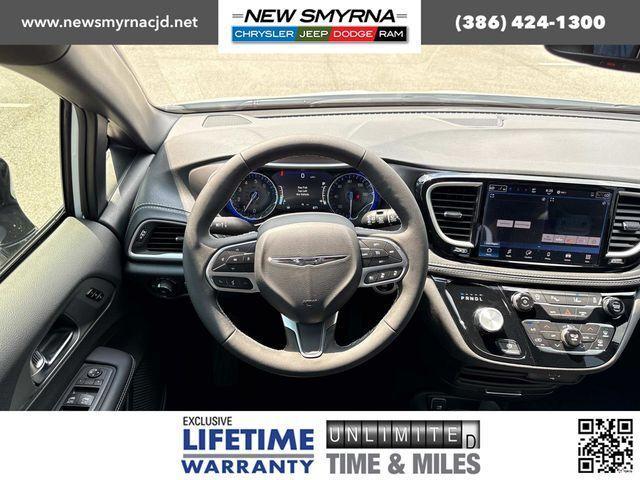 new 2026 Chrysler Pacifica car, priced at $44,506