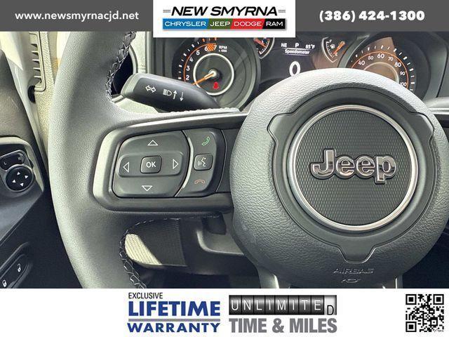 new 2025 Jeep Wrangler car, priced at $43,177