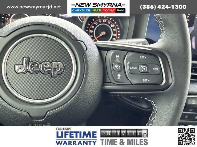 new 2025 Jeep Wrangler car, priced at $43,177