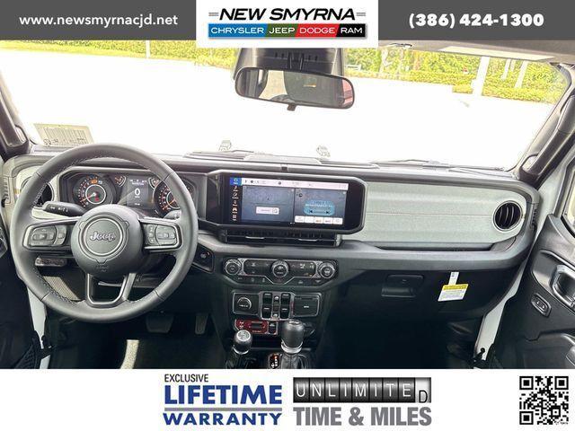 new 2025 Jeep Wrangler car, priced at $43,177