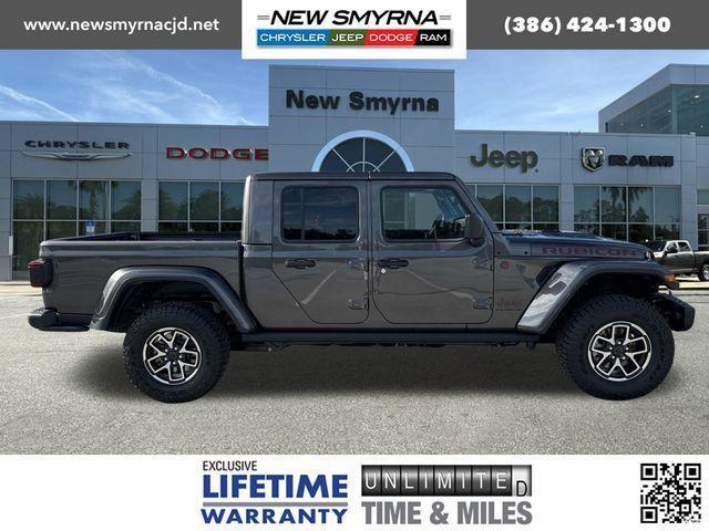 new 2025 Jeep Gladiator car, priced at $53,867