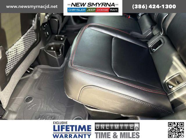 new 2025 Jeep Gladiator car, priced at $53,867