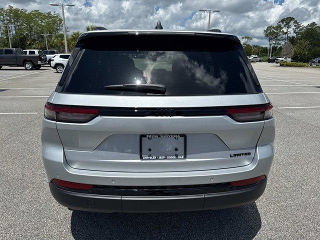 new 2025 Jeep Grand Cherokee car, priced at $47,698