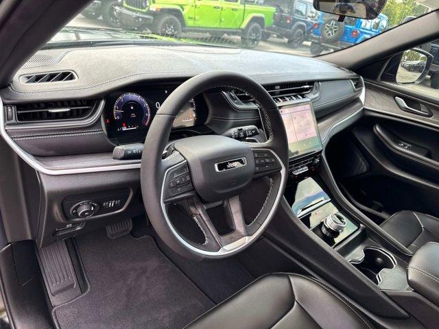 new 2025 Jeep Grand Cherokee L car, priced at $48,174