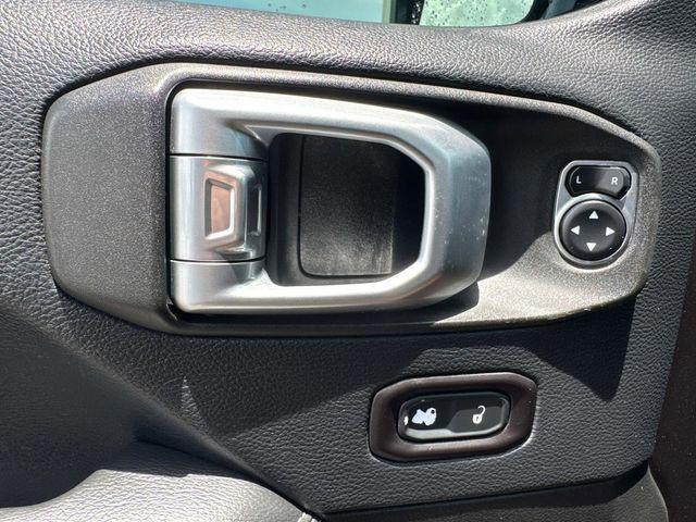 used 2019 Jeep Wrangler Unlimited car, priced at $27,988