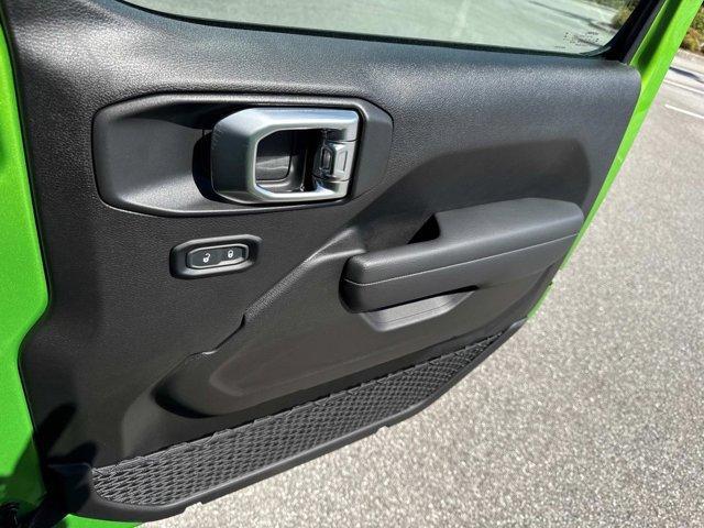 new 2025 Jeep Wrangler car