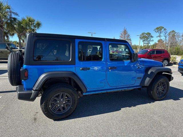 new 2025 Jeep Wrangler car, priced at $46,297