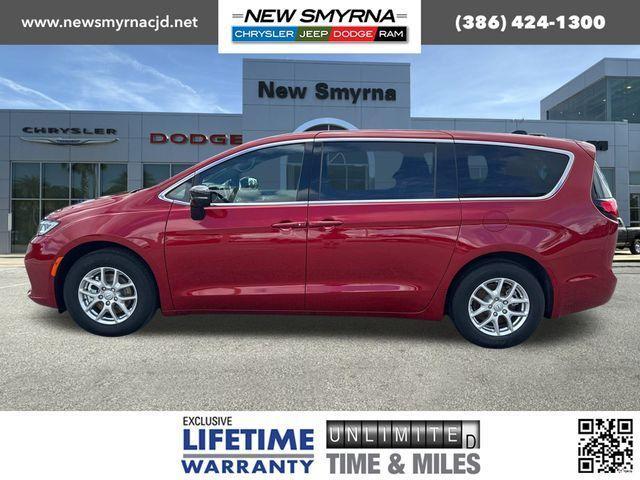new 2026 Chrysler Pacifica car, priced at $44,180