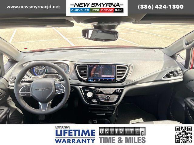 new 2026 Chrysler Pacifica car, priced at $44,180