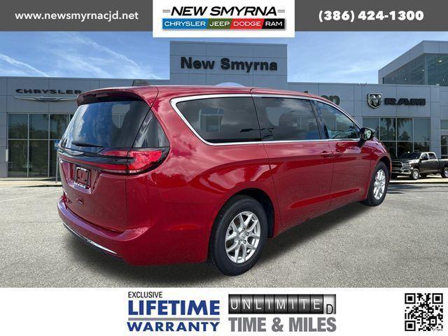 new 2026 Chrysler Pacifica car, priced at $44,180