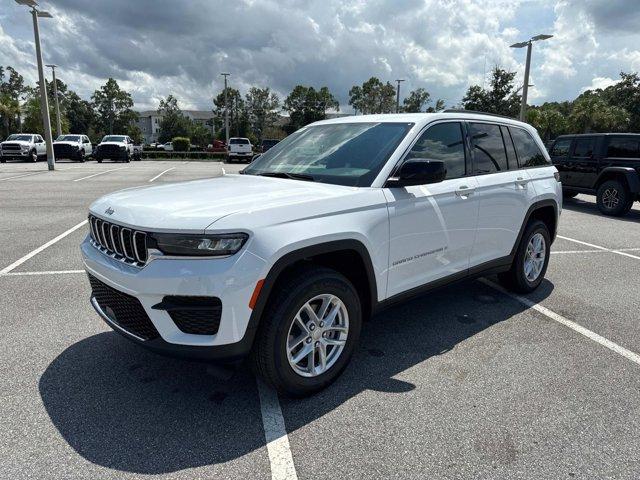 new 2025 Jeep Grand Cherokee car, priced at $41,976