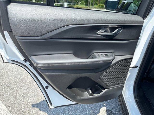 new 2025 Jeep Grand Cherokee car, priced at $41,976