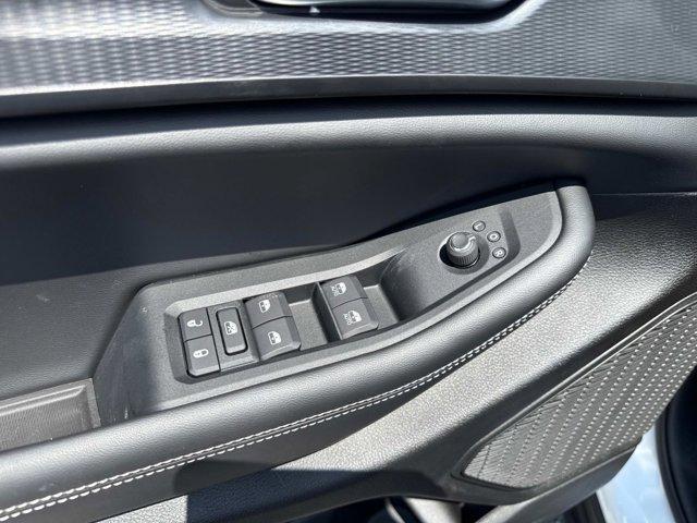 new 2025 Jeep Grand Cherokee car, priced at $41,976