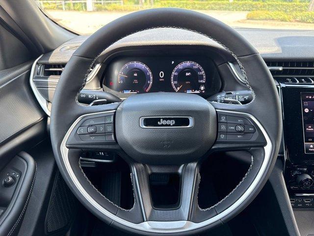 new 2025 Jeep Grand Cherokee car, priced at $41,976