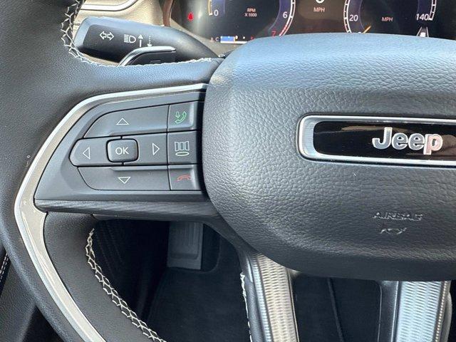 new 2025 Jeep Grand Cherokee car, priced at $41,976