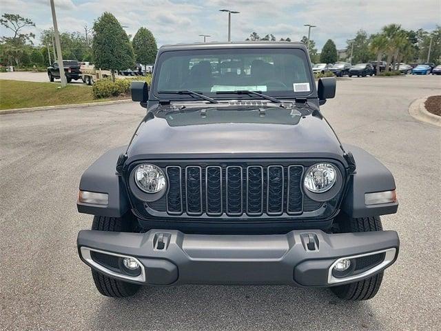 new 2024 Jeep Gladiator car, priced at $35,705