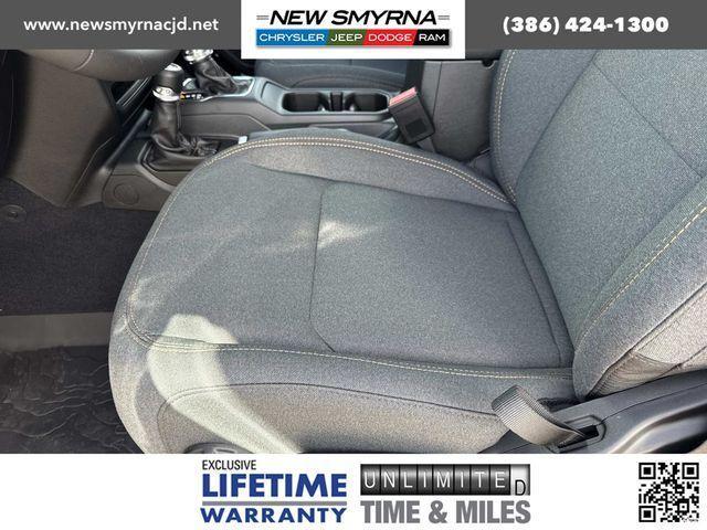 new 2025 Jeep Gladiator car, priced at $40,718