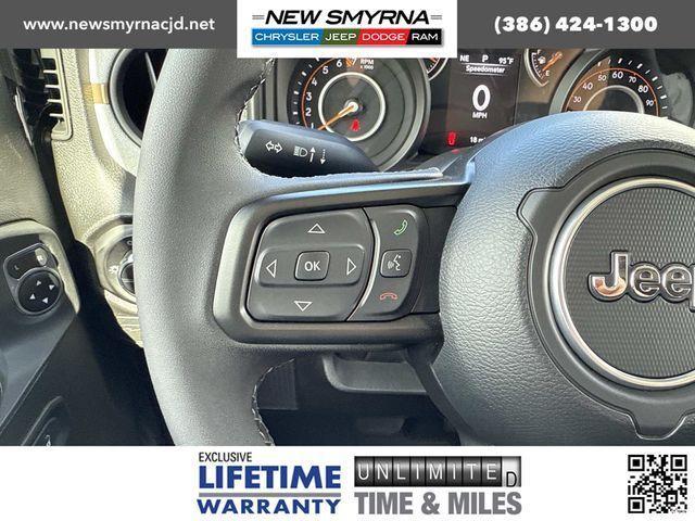 new 2025 Jeep Gladiator car, priced at $40,718