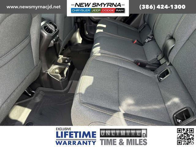 new 2025 Jeep Gladiator car, priced at $40,718