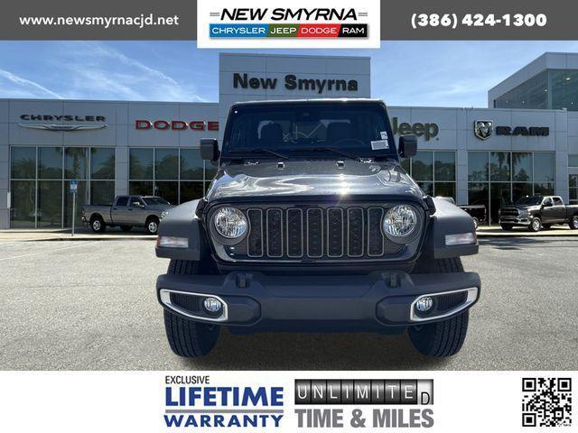 new 2025 Jeep Gladiator car, priced at $40,718