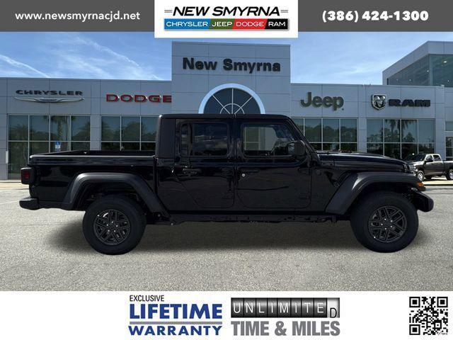new 2025 Jeep Gladiator car, priced at $40,718