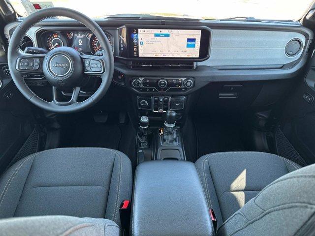 new 2025 Jeep Wrangler car