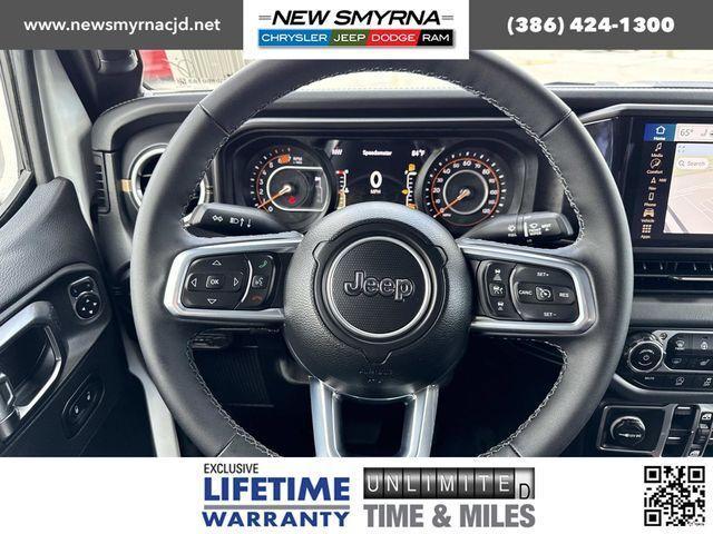new 2025 Jeep Wrangler car, priced at $48,556
