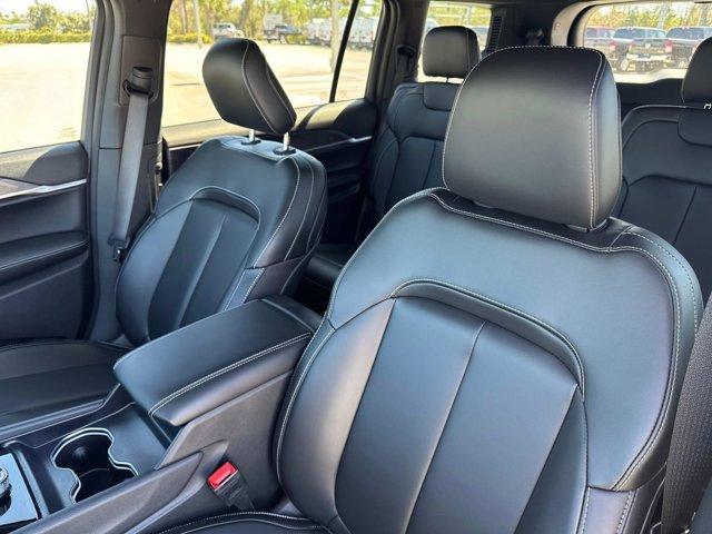 new 2025 Jeep Grand Cherokee L car, priced at $45,628