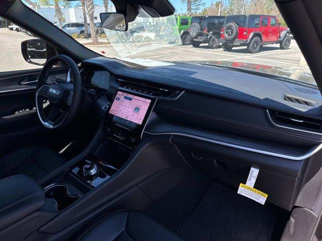 new 2025 Jeep Grand Cherokee L car, priced at $45,628