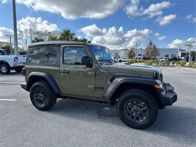 new 2025 Jeep Wrangler car, priced at $35,185