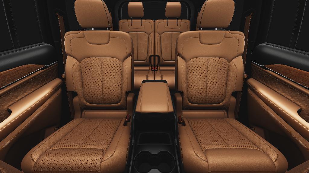 new 2025 Jeep Grand Cherokee L car