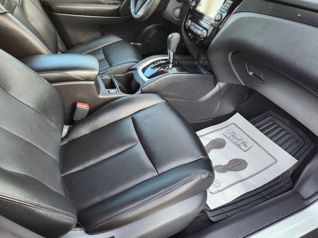 used 2016 Nissan Rogue car, priced at $11,950