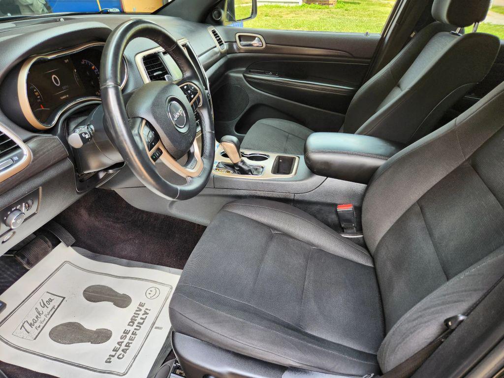 used 2017 Jeep Grand Cherokee car, priced at $12,450