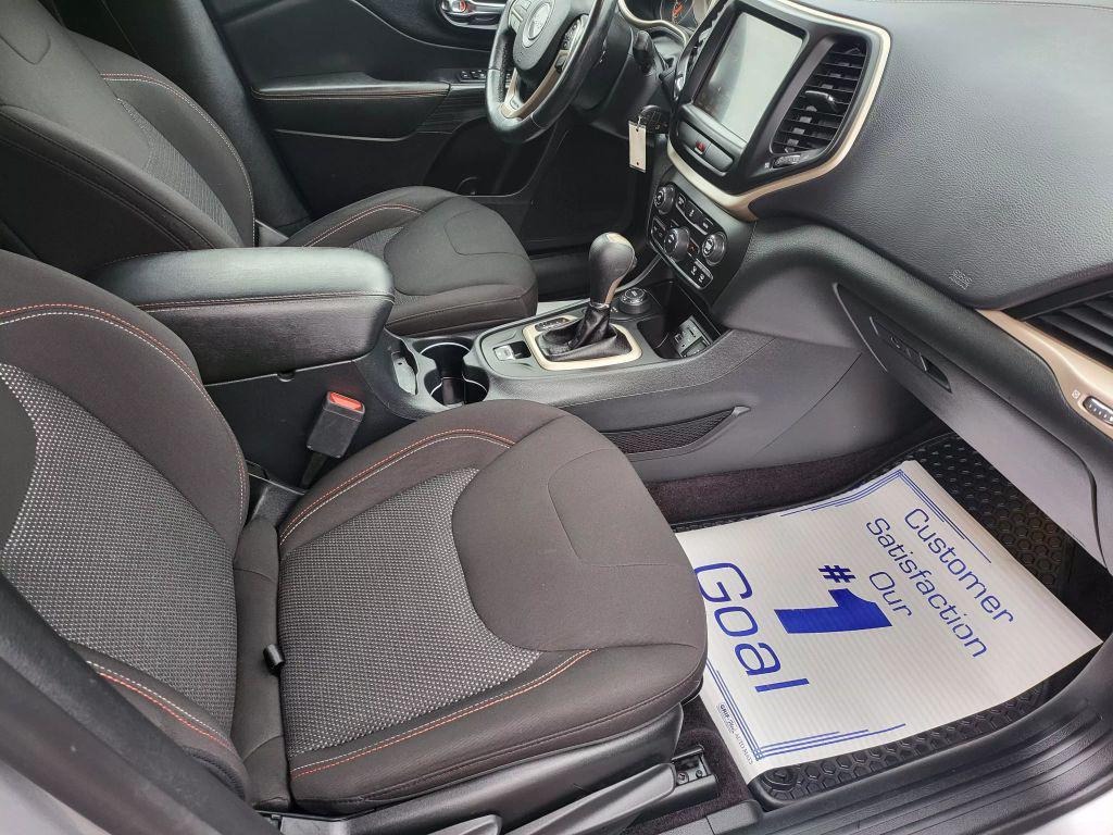 used 2016 Jeep Cherokee car, priced at $8,250