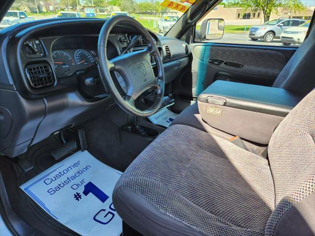 used 2001 Dodge Ram 1500 car, priced at $7,950