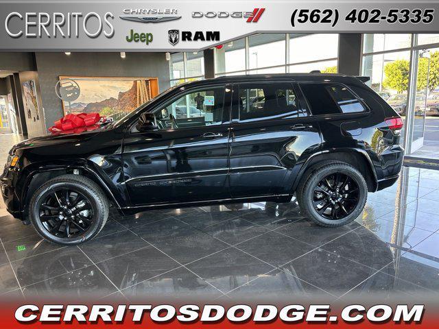 used 2018 Jeep Grand Cherokee car, priced at $23,846