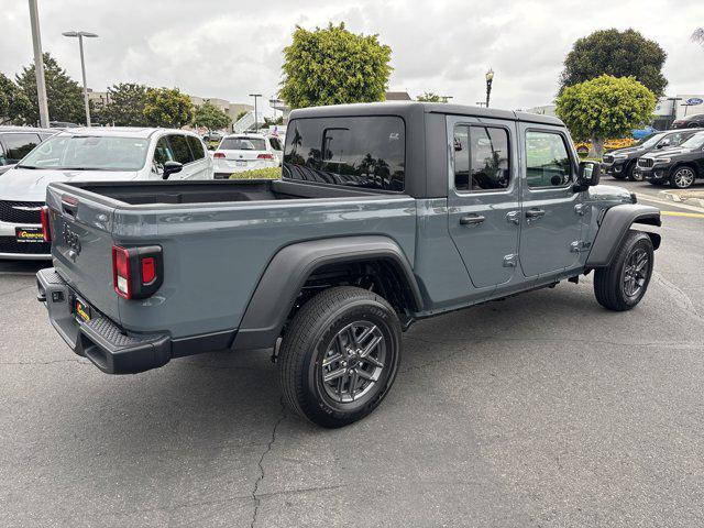 new 2025 Jeep Gladiator car, priced at $45,340