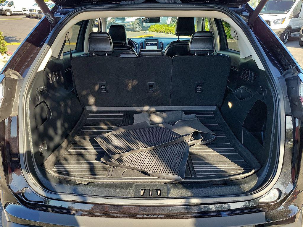 used 2021 Ford Edge car, priced at $18,750