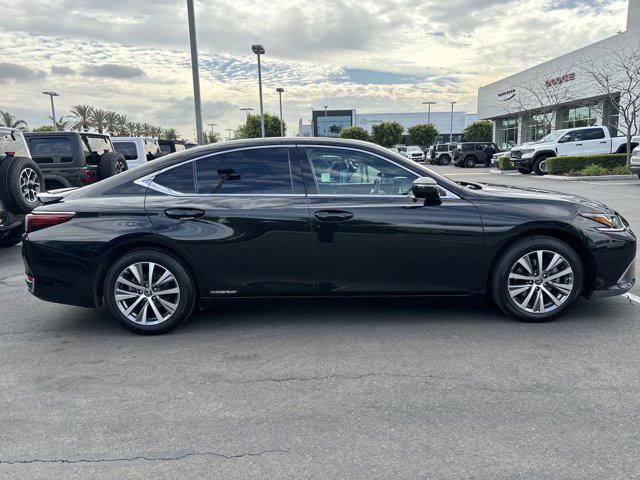 used 2020 Lexus ES 300h car, priced at $28,605