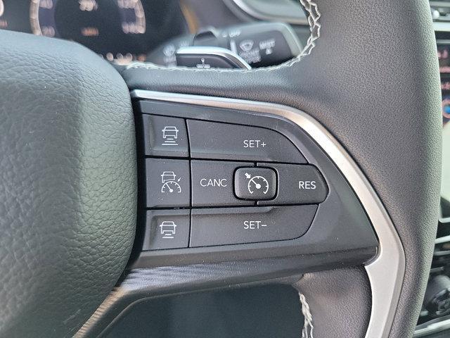 new 2025 Jeep Grand Cherokee car, priced at $44,680