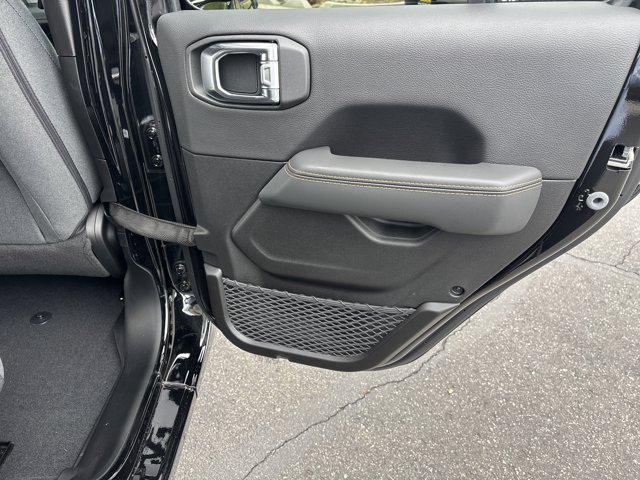 new 2025 Jeep Wrangler car, priced at $55,671