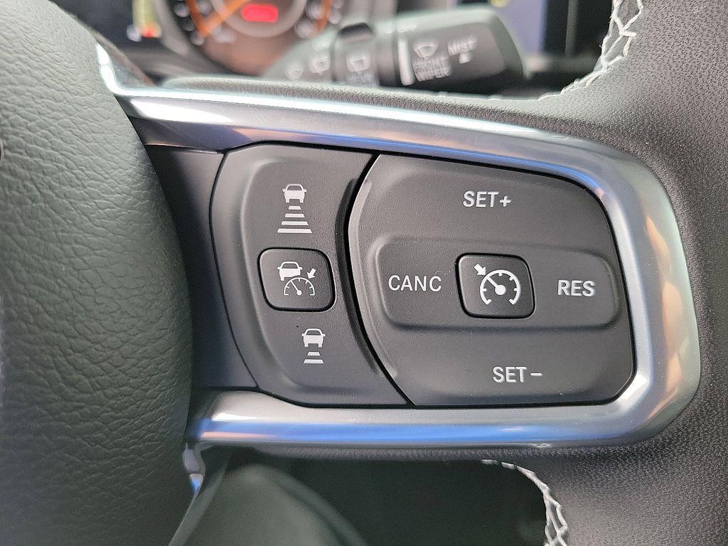 new 2025 Jeep Wrangler car, priced at $46,409