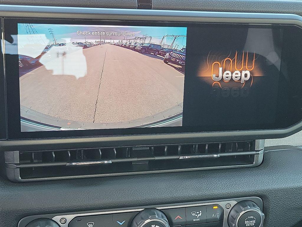 new 2025 Jeep Wrangler car, priced at $36,588