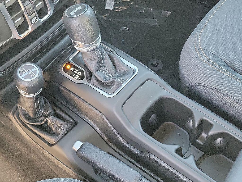 new 2025 Jeep Wrangler car, priced at $36,588